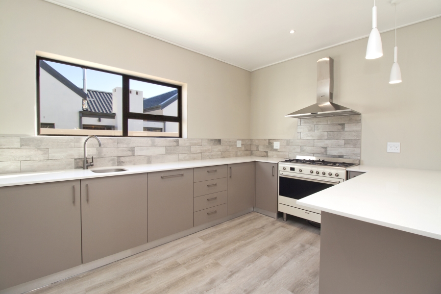 4 Bedroom Property for Sale in Kommetjie Western Cape